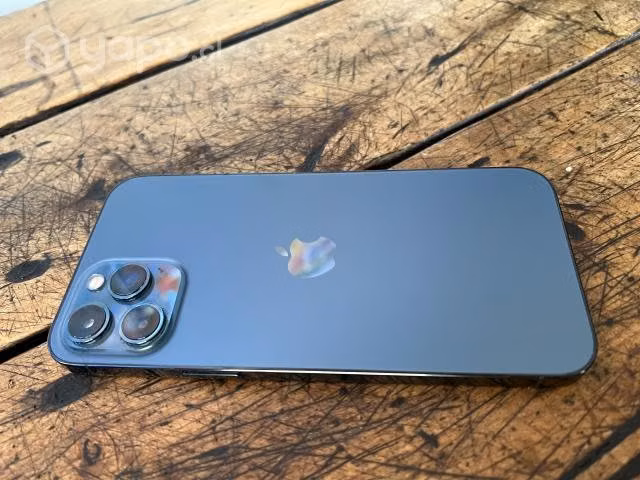 IPhone 12 Pro Max como nuevo