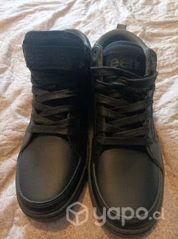Zapatos de colegio teener nro 40 , nuevos sin - Imagen 2