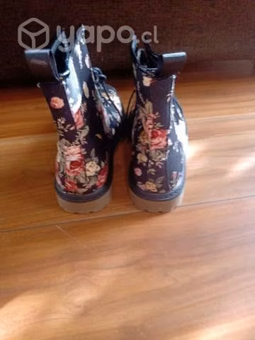 Botín Flores Talla 38 Nuevos - Imagen 4