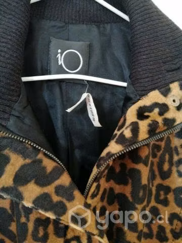 Chaqueta IO como nueva