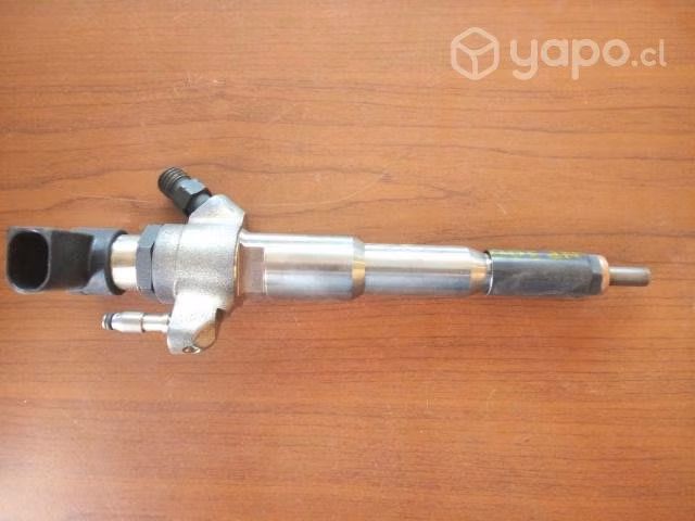 7-98 Inyector NP300 - 50 camionetas en desarme - Imagen 2