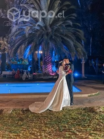 Hermoso vestido de Novia