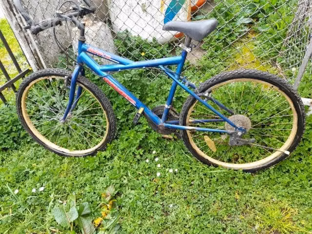 Bicicleta aro 26 todo funcionando