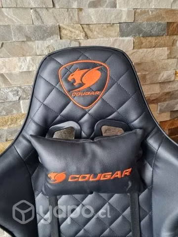 Silla gamer cougar armor one