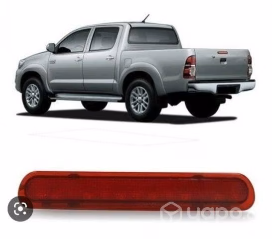 Tercera luz de freno Toyota hilux