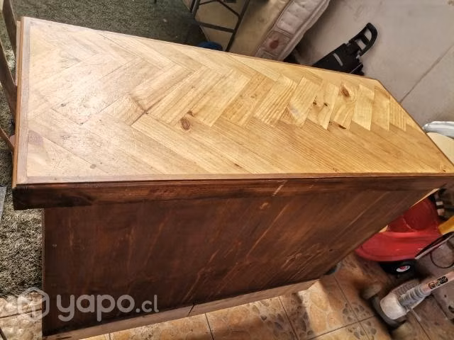 Mesón con ruedas