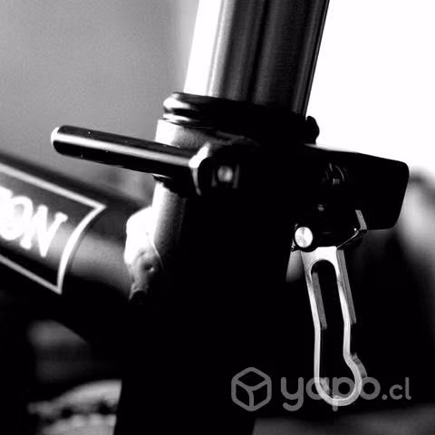 Brompton S2E Black Edition full accesorios titanio - Imagen 5