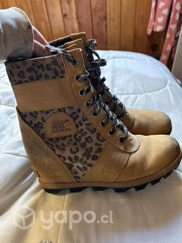Sorel leopard boots || Zapatos de leopardo