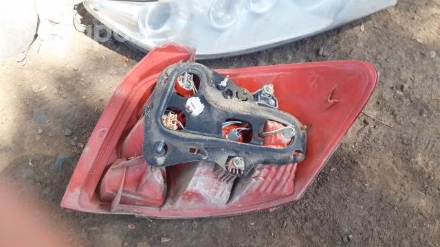 Farol trasero piloto original Toyota auris 2009