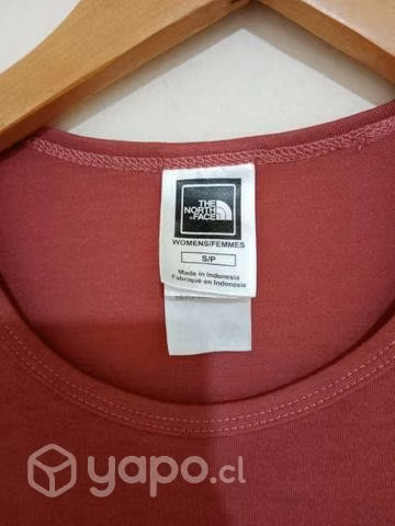 North Face polera modelo Vapor Wick - Imagen 4