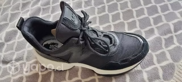 Zapatillas Michael Kors 1 postura