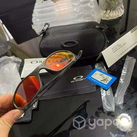 Oakley juliet