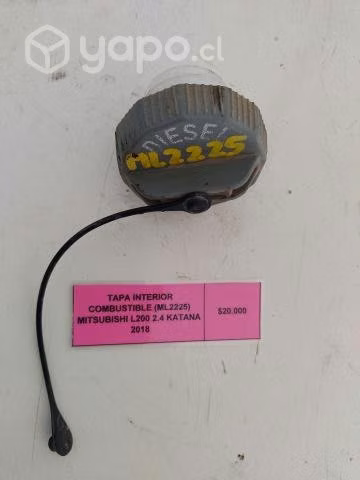 Tapa Interior Combustible (ML2225) Mitsubishi L200