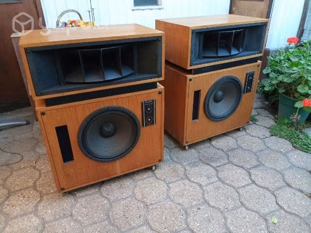 parlantes antiguos