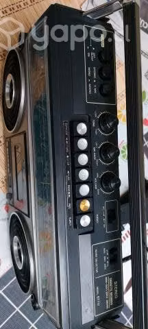 Radio Silver