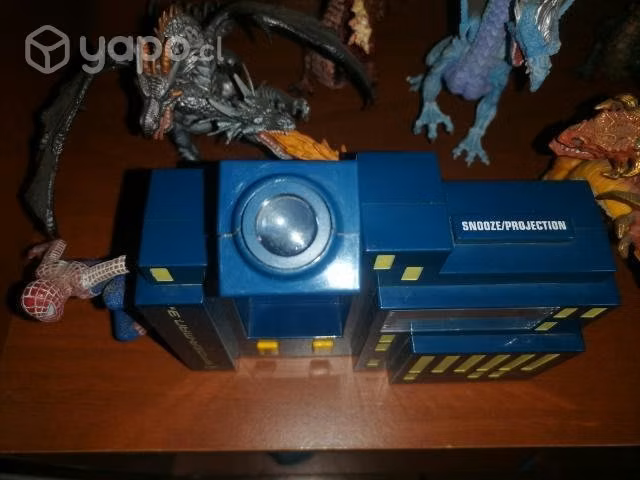 Reloj y proyector spiderman - Imagen 3