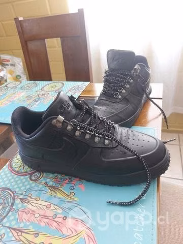Zapatillas Nike Air Force 1 impermeables