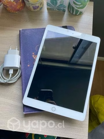 IPAD 10.3 (128 GB) Semi nuevo único dueño