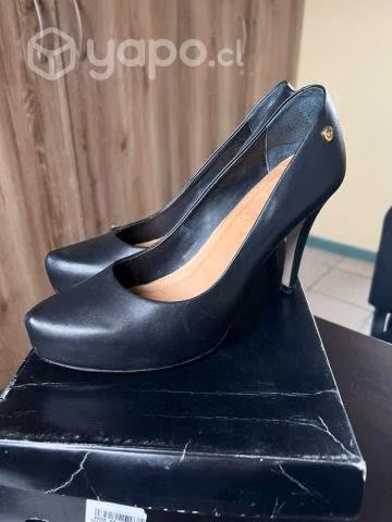 Zapatos gacel cuero