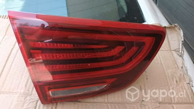 Foco izquierdo de portalon kia sorento 2018-2021