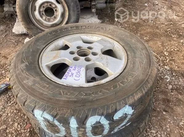Llanta aluminio con neumatico (D102) Nissan Navar