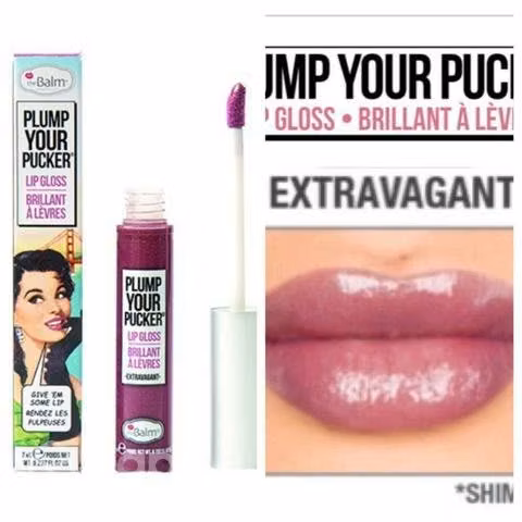 Brillo labial con color marca The Balm