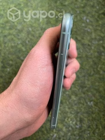 IPhone 11 con caja y cargador