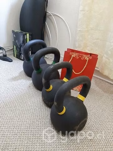 Kettlebells de 16 y 24 kilos