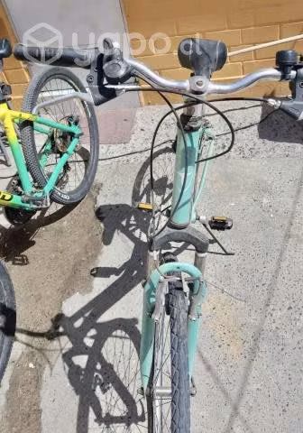 Bicicleta totem urbana
