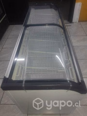 Congeladora 720 litros , 7 canastos, Luz LED Maiga