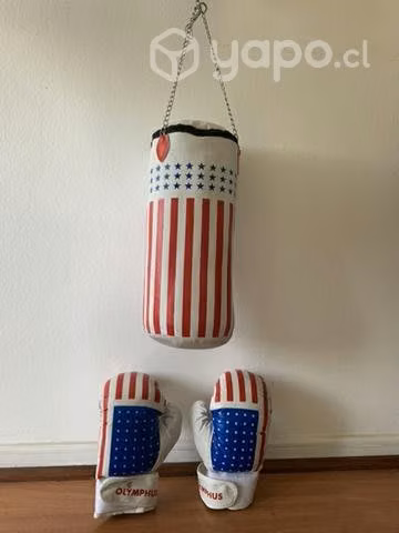 Kit guantes y saco de boxeo