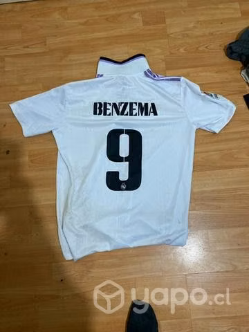 Camiseta real madrid dorsal benzema talla L