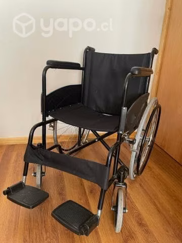 Silla de ruedas plegable poco uso