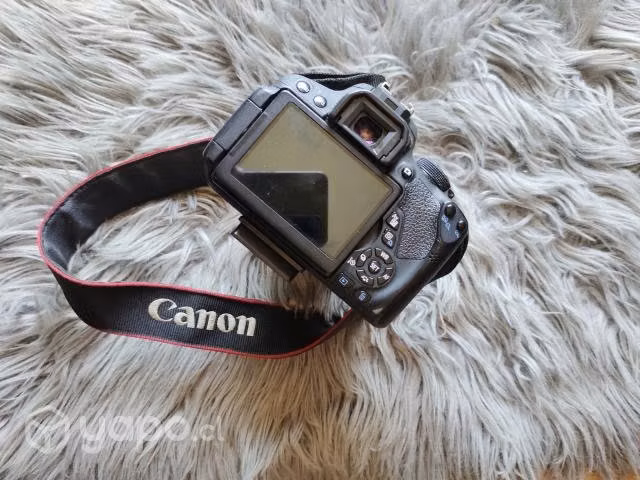 Camara canon t5i + lente 18-55 mm
