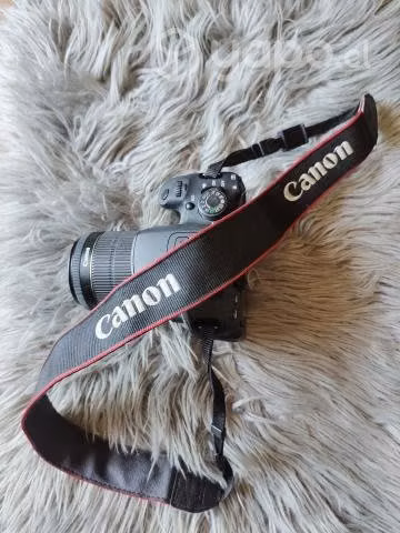 Camara canon t5i + lente 18-55 mm