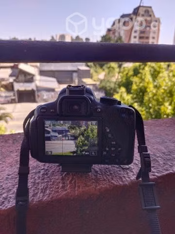 Camara canon t5i + lente 18-55 mm