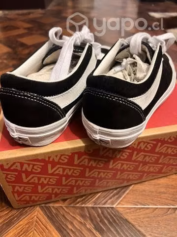 Zapatillas VANS 38 unisex Nuevas - Imagen 2
