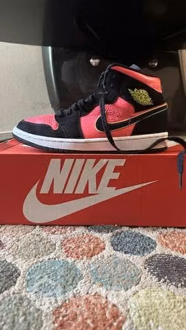Zapatillas Jordan Retro 1 Mid