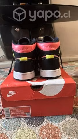 Zapatillas Jordan Retro 1 Mid