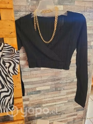 Poleras nuevas talla S - Imagen 2