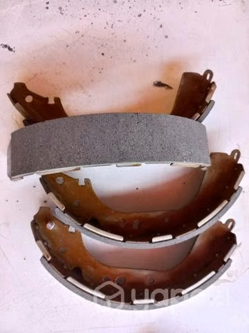 Balatas patines de freno Nissan d21 y terrano