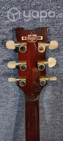 Guitarra Ibanez AR300