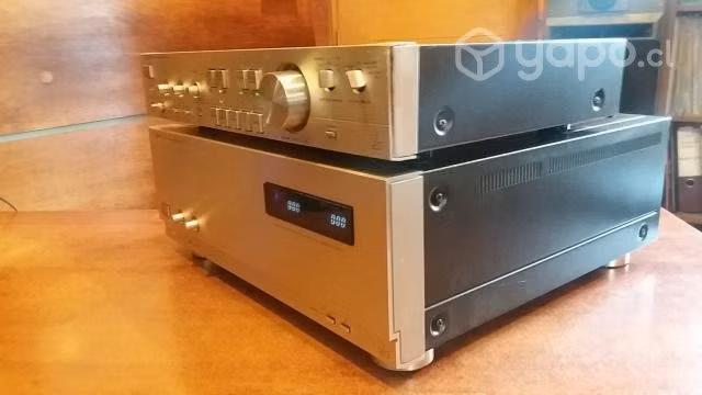 Amplificador por Etapas separas LUXMAN C-03/M-03