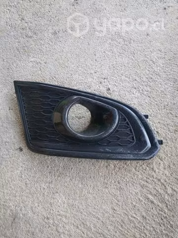 Moldura neblinero Chevrolet Captiva
