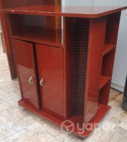 Rack TV con ruedas y espacio para CDs y Libros