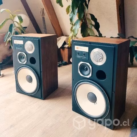 Parlantes jbl l112