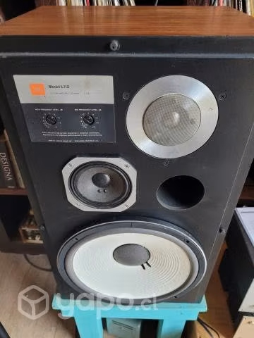 Parlantes jbl l112