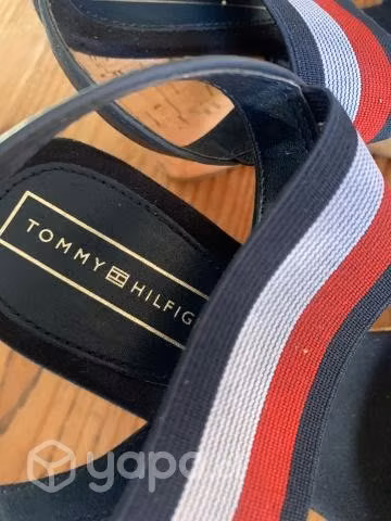 Chalas nuevas Tommy Hilfiger