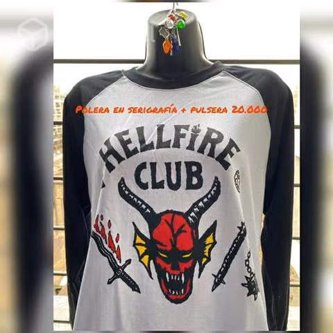 Polera HELLFIRE + Pulsera estranger things