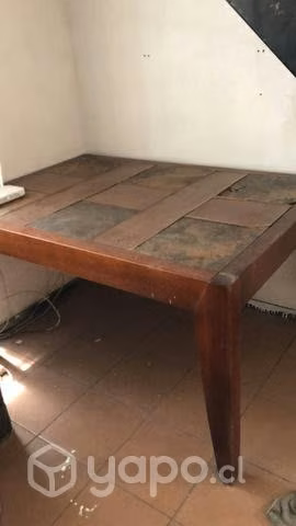 Mesa de comedor hermosa con detalles minimos - Imagen 2